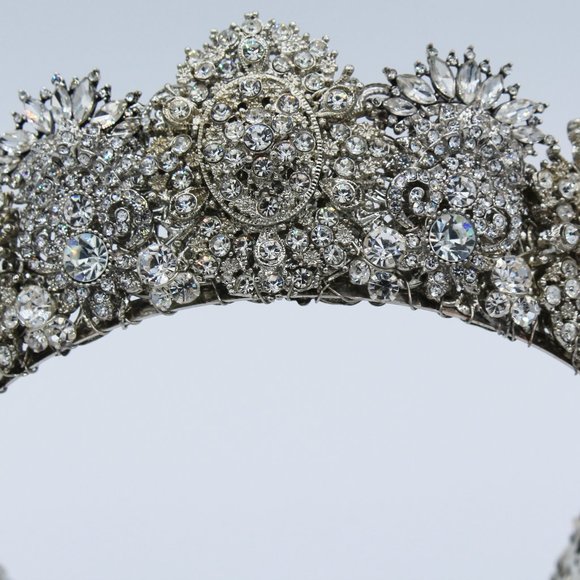 Handmade Couture Bridal Crown - Perfect Condition - Picture 1 of 5